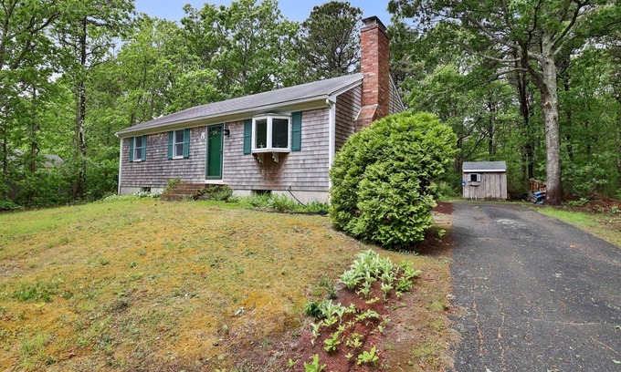 Sandwich House | 15 Courtland Drive - Charming modern home, pet-friendly, short drive to beach