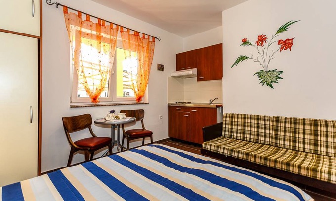 Malinska-Dubasnica Apartment | 15 m² Apartment ∙ 2 guests