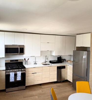 West New York Apartment | 15 mins to NYC-Great Apartment Great for Family