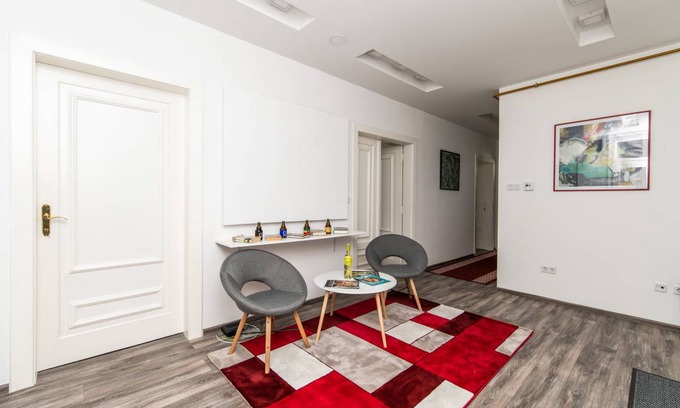 Old Town Apartment | 150sqm Apartment with 4 units! GREAT FOR GROUPS