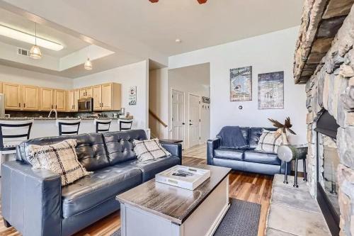Silverthorne House | 152 Ponds on the Blue River home