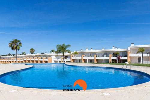 Branqueira House | #154 V2 Vila Branca 54 by Home Holidays