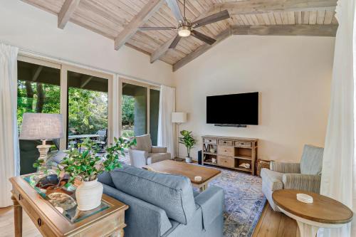 South Beach Villa | 1584 Lagoon Villas