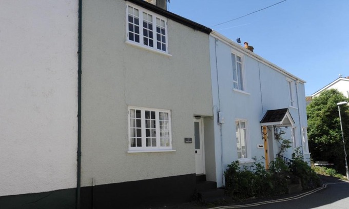 Lyme Regis House | 17 Mill Green