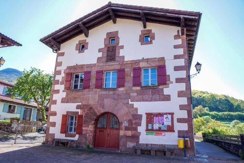 Amaiur Hostel | 18 m² Hostel ∙ 8 guests