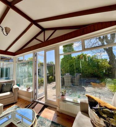 Dungarvan House | 1800's Cosy Cottage in Dungarvan
