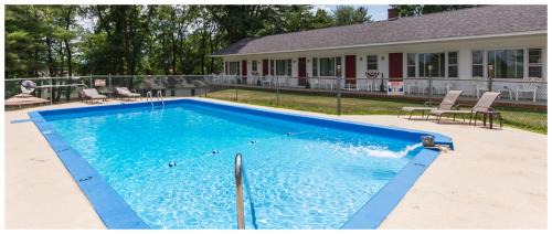 Weirs Beach Hotel | 1848 Inn