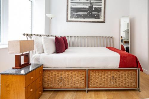 Bishopsgate Apartment | 196 Bishopsgate