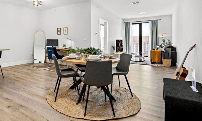 Constable Hook Apartment | 1BR Luxe BoHo w/Free Parking 30Min to NYC