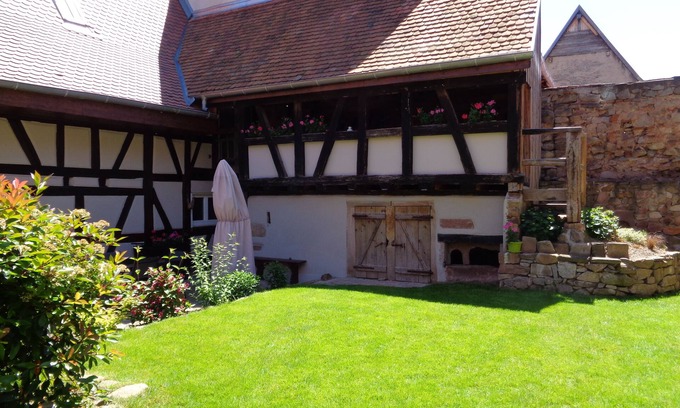 Dambach-la-Ville Cottage | 1st Floor Cooperers' Cottage