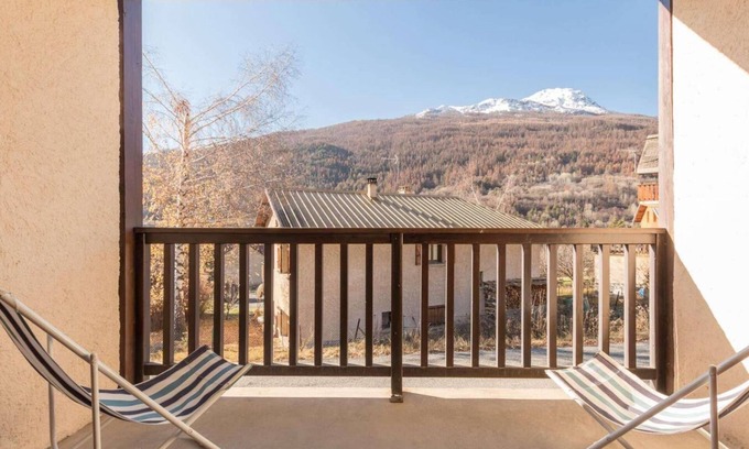 Forville Apartment | 1st floor, view mountain, balcony, tv, 30m², Serre Chevalier