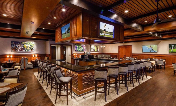 Heritage Palms Villa | 2/2 + Den VILLA in Heritage Palms - Fairways & Relaxation Await!