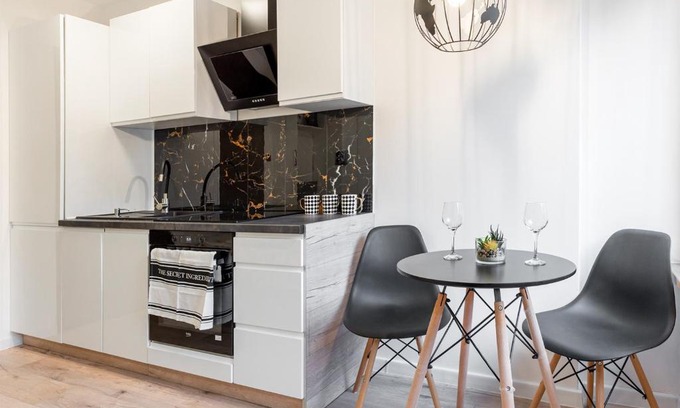 Tarnobrzeg Apartment | 2 apartamenty typu premium tylko 9 minut do Jeziora Tarnobrzeskiego oraz 15 minut od Sandomierza !
