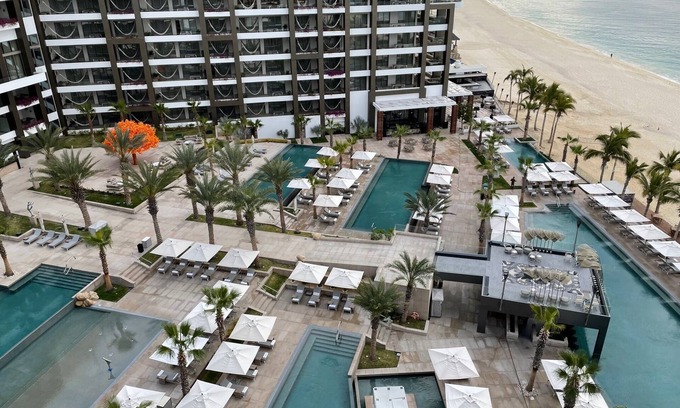 Cabo San Lucas Resort | 2 bdrms & THREE baths in FIVE-DIAMOND Resort! Luxury awaits you!