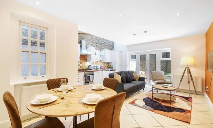 De Beauvoir Apartment | 2 Bed Garden Apt Sleeps 6 Short Walk to Old Street