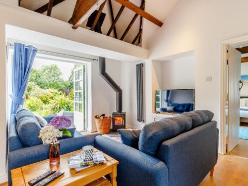 Mabe House | 2 Bed in Falmouth 78620