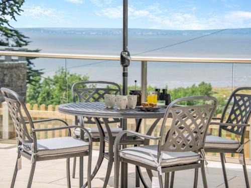 Kewstoke House | 2 Bed in Kewstoke 94385