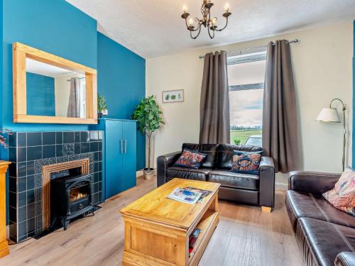 Carluke House | 2 Bed in New Lanark 95359