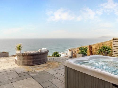 Freathy House | 2 Bed in Whitsand Bay 91328