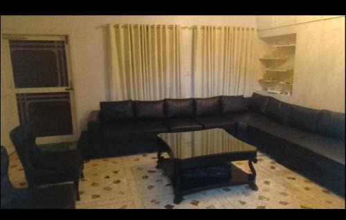 Karachi House | 2 Bed Independent Groundfloor