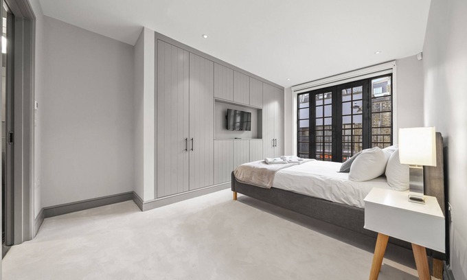 Camden Town Apartment | 2 Bed Lux Apartments near Central London FREE WIFI by City Stay Aparts London