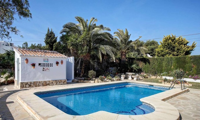 Costa Nova Villa | 2 bed villa only a 10 minute drive to beach