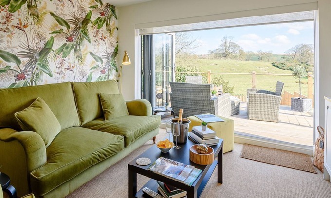 Tealby Cottage | 2 bedroom accommodation in Tealby, near Market Rasen