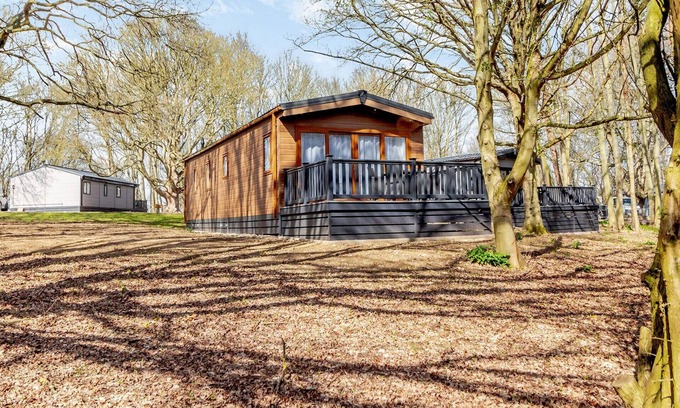 Woolverstone Cabin | 2 bedroom accommodation in Woolverstone, Ipswich