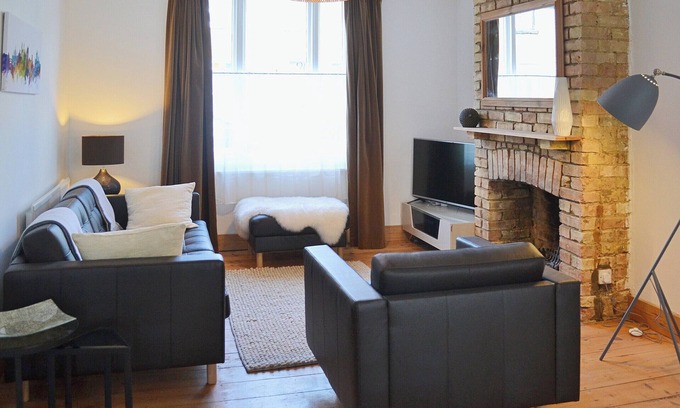Cambridge Cottage | 2 bedroom accommodation in Cambridge