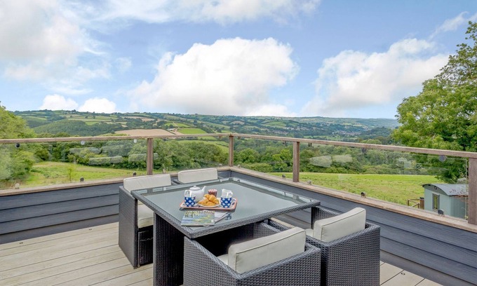 Tiverton Cottage | 2 bedroom accommodation in Bickleigh, near Tiverton