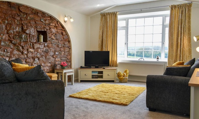 Burlescombe Cottage | 2 bedroom accommodation in Westleigh, near Tiverton