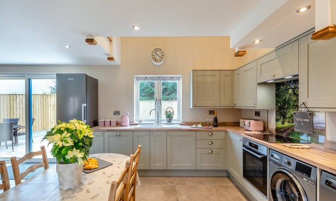 Melbourne Cottage | 2 bedroom accommodation in Melbourne, Derby