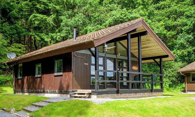 Carnish Cabin | 2 bedroom accommodation in Killin