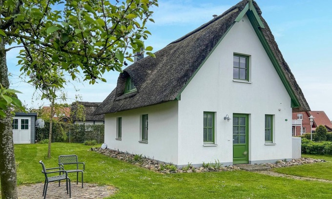 Rosenhagen House | 2 bedroom awesome home in Dassow