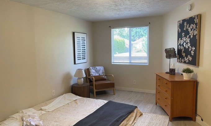 Hazelwood House | 2-bedroom house with AC in Portland, Off Street Parking!