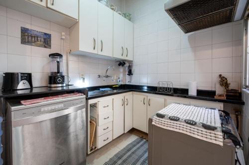 Flamengo Apartment | 2-bedroom just 200 meters from Flamengo Beach