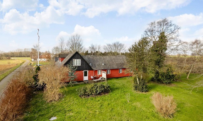 Akirkeby Apartment | 2 bedroom nice apartment in Aakirkeby