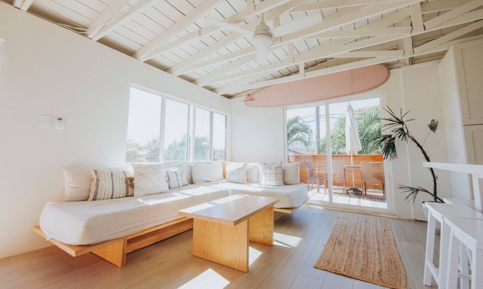 Mokuleia Apartment | 2 Bedroom Oasis Steps from the Beach
