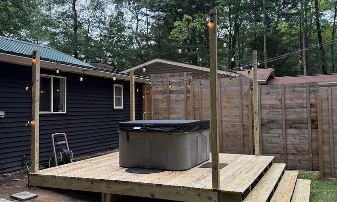 Greenbush Cabin | 2-bedroom pet friendly Lake Huron cabin with Hot Tub in Greenbush