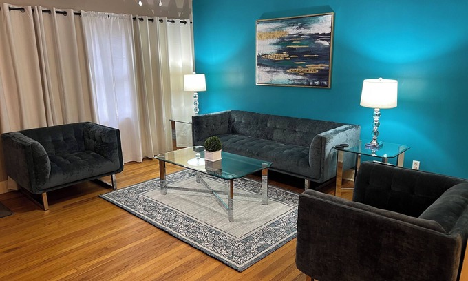 Albany House | 2-bedroom vacation home near Albany State University