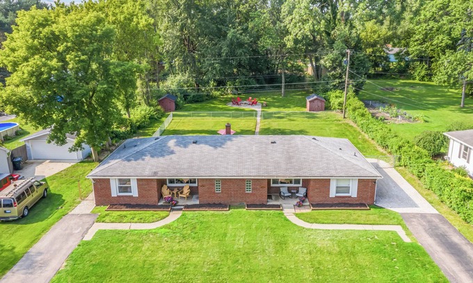 Shelby Township House | 2 Family Duplex Home | Shelby Township | Sleeps 10+