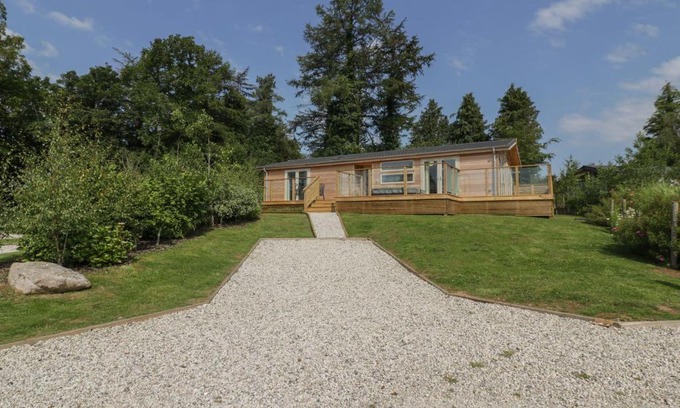 Dobwalls House | 2 Faraway Fields