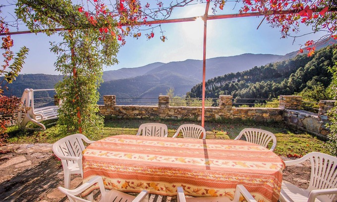 Buti House | 2 houses with private pool 20km from Pisa, Lucca and 30 from the sea