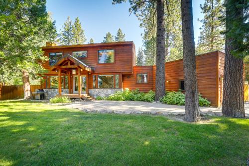 Dollar Point House | 2 Mi to Lake Tahoe Spacious and Serene Retreat!