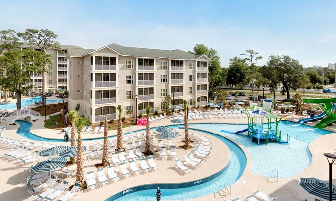 Myrtle Beach Villa | 2 Minutes From the Beach! Outdoor Pool, waterside