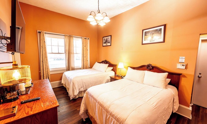 Shawnee On Delaware Hotel | 2 Units | Embrace Nature from a Modern, Historic Haven in Pocono Mountains