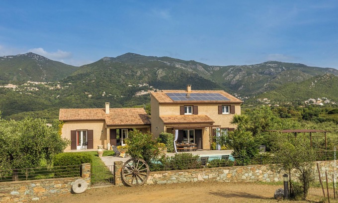 Oletta House | 2 villas with swimming pool in an olive grove in Corsica: relaxation and serenity .
