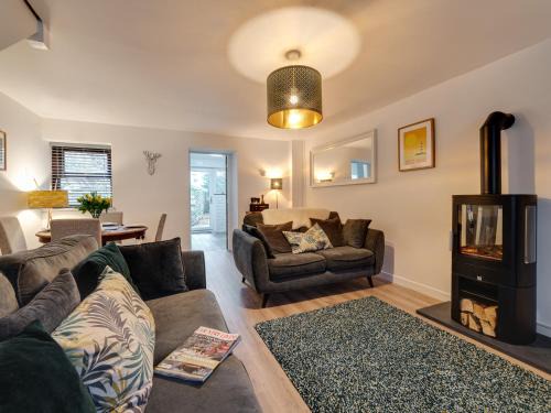 Bangor House | 2 Ysgoldy