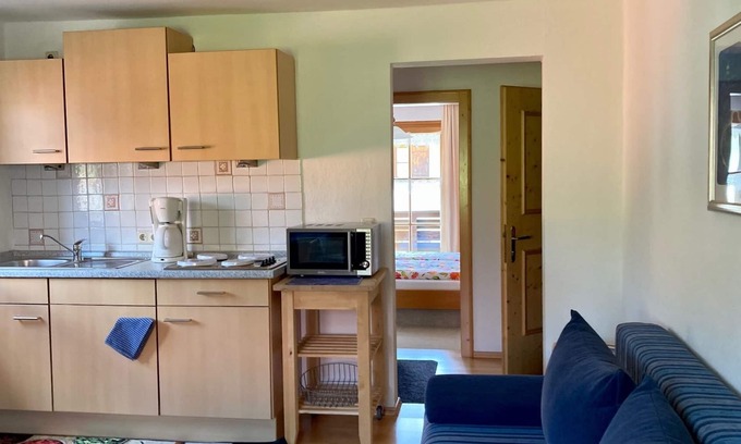 Blindau Apartment | (2) Zwei-Raum-Ferienwohnung 40qm, 1-4 Personen, Extra-Schalfzimmer, Wohnküche, große Balkonterrasse