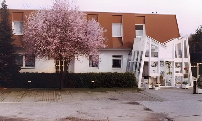 Strausberg Bed & Breakfast | 20 m² Bed and breakfast ∙ 3 guests